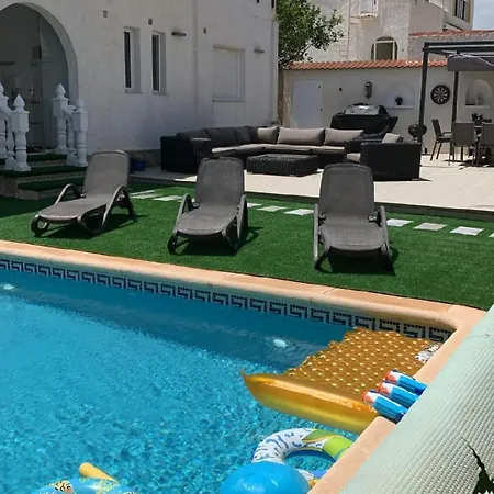 Casa Daniella - 5 Bedroom With Private Pool * Alicante